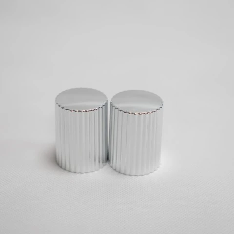 Kosmetiska flaskhattar - 28/410 Gloss PP Overcap för aerosolmousse